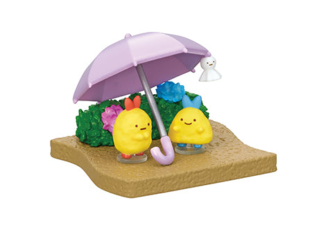 Sumikko Gurashi Walking on a Rainy Day (1 Random Box) (Re-ment Blind Box)