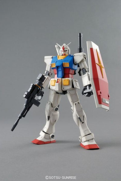 Bandai MG 1/100 RX-78-02 Gundam Gundam The Origin