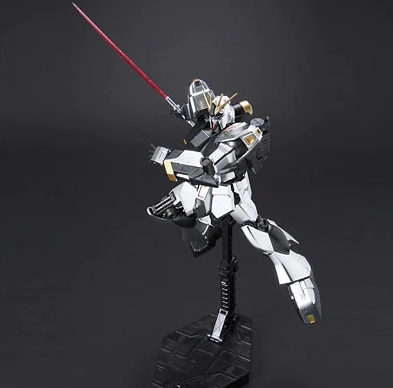 Bandai HGUC 1/144 RX-93 Nu Gundam Metallic Coating Ver.