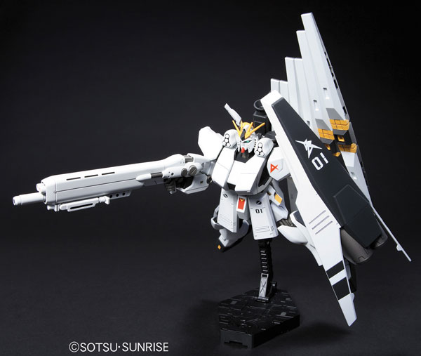 Bandai HGUC #93 1/144 Nu Gundam (Heavy Weapon System Equipment Type)