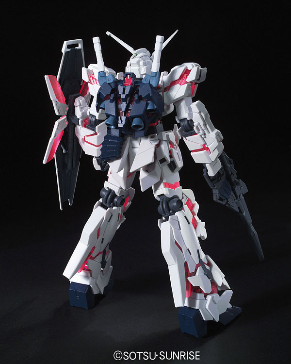 Bandai HGUC #100 1/144 RX-0 Unicorn Gundam (Destroy Mode) Gundam UC