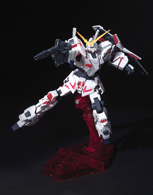 Bandai HGUC #100 1/144 RX-0 Unicorn Gundam (Destroy Mode) Gundam UC