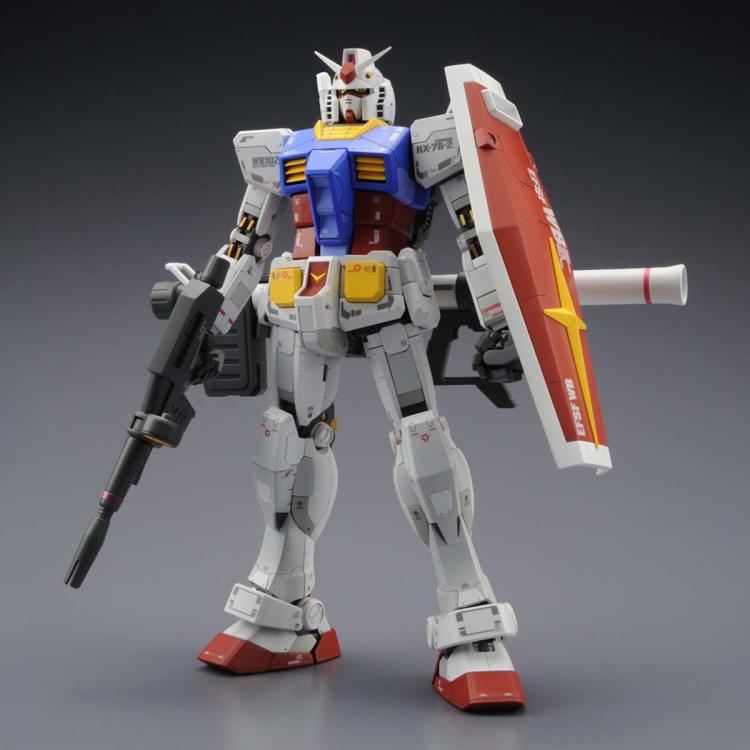 Bandai MG 1/100 RX-78-2 Gundam (Ver. 3.0) 'Mobile Suit Gundam'