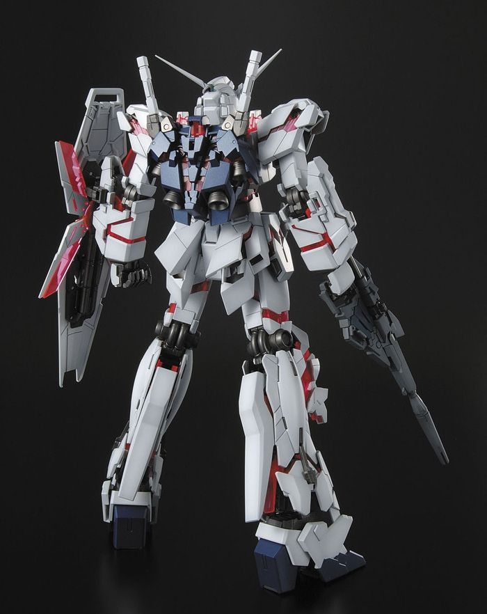 Bandai MG 1/100 Unicorn Gundam 'Gundam UC'