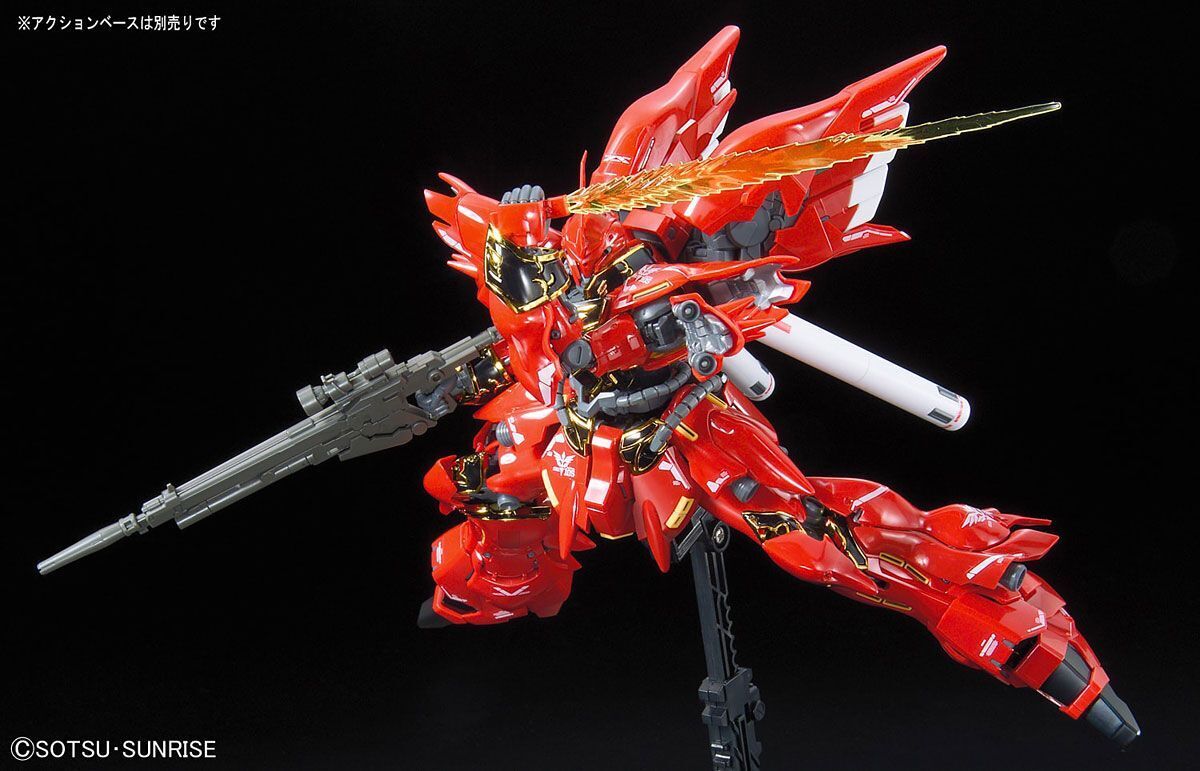 Bandai RG #22 1/144 Sinanju Gundam UC